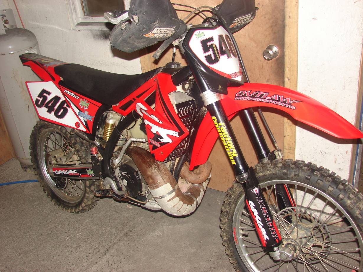 gasgas0100.jpg